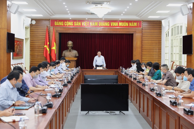 Bộ trưởng Nguyễn Văn Hùng: Phải có những tác phẩm nghệ thuật mới làm phong phú đời sống văn hoá tinh thần - Ảnh 2.