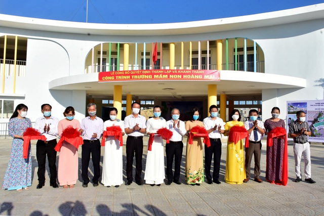 Khánh thành trường học hiện đại phục vụ người dân thuộc dự án di dời dân cư di tích Kinh thành Huế - Ảnh 2.