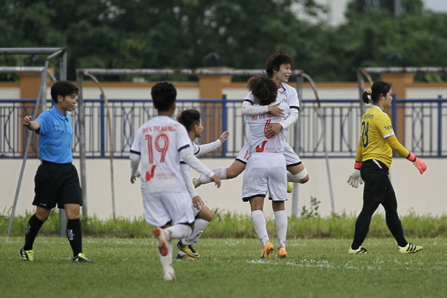 Chung kết Giải bóng đá Nữ Cúp Quốc gia 2021: Hà Nội I Watabe giành tấm vé đầu - Ảnh 1. Chung kết Giải bóng đá Nữ Cúp Quốc gia 2021: Hà Nội I Watabe giành tấm vé đầu - Ảnh 1.