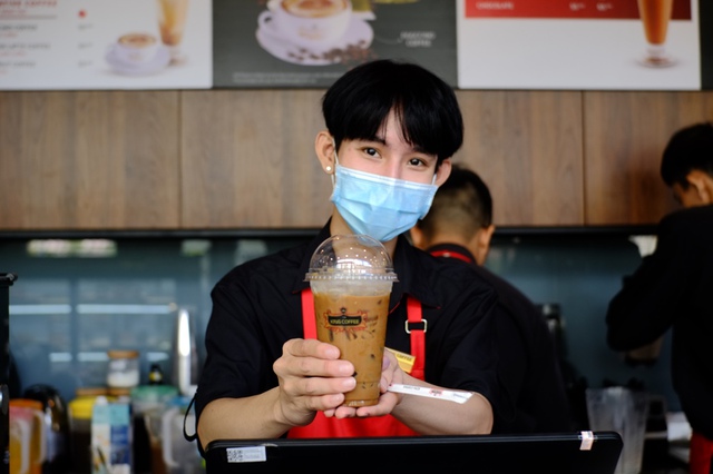 King Coffee tưng bừng khai trương 2 cửa hàng mới tại thành phố “trong lòng” thành phố - Ảnh 5. King Coffee tưng bừng khai trương 2 cửa hàng mới tại thành phố “trong lòng” thành phố - Ảnh 5.