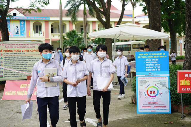 Kỳ thi lớp 10 THPT tại Hà Nội diễn ra thành công - Ảnh 2.