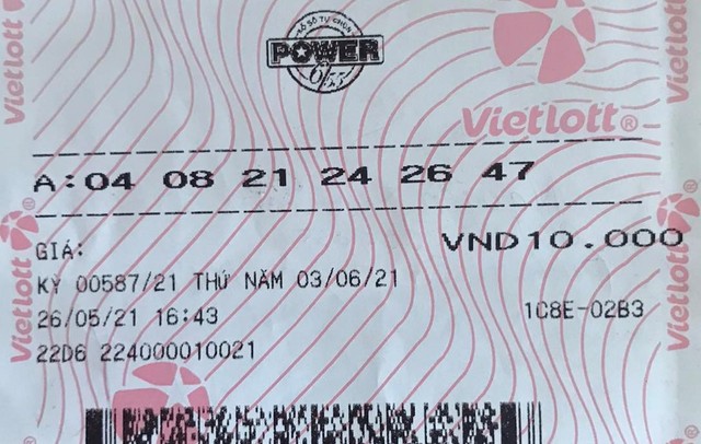 Tranh thủ mua vé số khi đi mua sắm tại Vinmart+, người chơi trúng Jackpot hơn 58 tỷ đồng   - Ảnh 1.