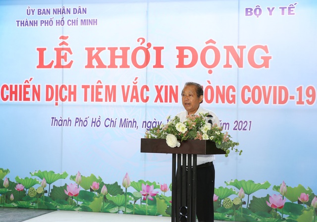 Phó Thủ tướng Thường trực Trương Hòa Bình: Chính phủ đã nỗ lực đến mức tối đa để nhân dân Việt Nam được tiếp cận với vaccine - Ảnh 1.