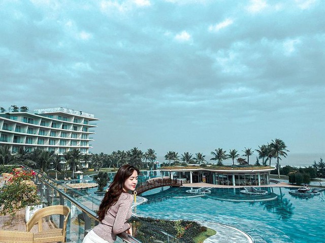 Ngoài biển, Sầm Sơn còn một “thiên đường nước” với hơn 150 bể bơi để bạn “chill” thỏa sức hè này - Ảnh 2.