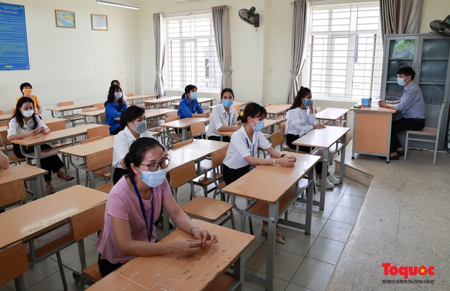 Hà Nội: Diễn tập “Đảm bảo y tế, phòng chống dịch bệnh Covid-19 trong kỳ thi tuyển sinh vào lớp 10 THPT năm học 2021-2022” - Ảnh 11.