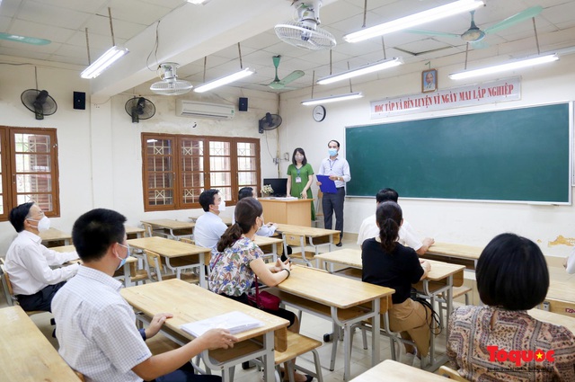Hà Nội: Diễn tập “Đảm bảo y tế, phòng chống dịch bệnh Covid-19 trong kỳ thi tuyển sinh vào lớp 10 THPT năm học 2021-2022” - Ảnh 2.