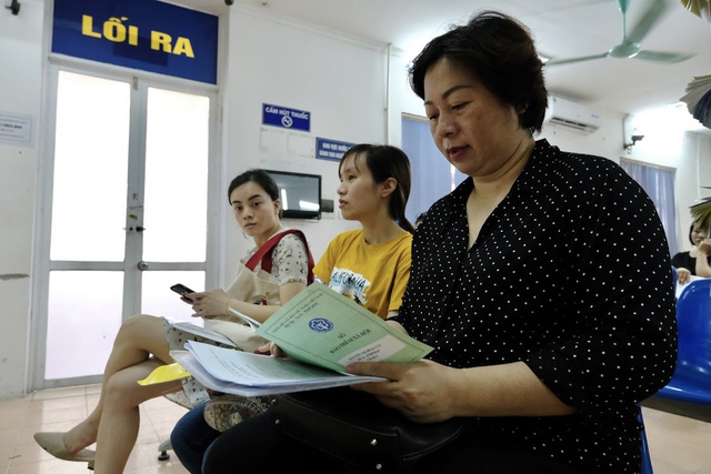 Mỗi năm, Hà Nội tổ chức hơn 260 phiên giao dịch việc làm - Ảnh 2.
