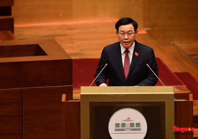 Ông Vương Đình Huệ làm Chủ tịch Quốc hội khóa XV với 475/475 phiếu tán thành - Ảnh 2.