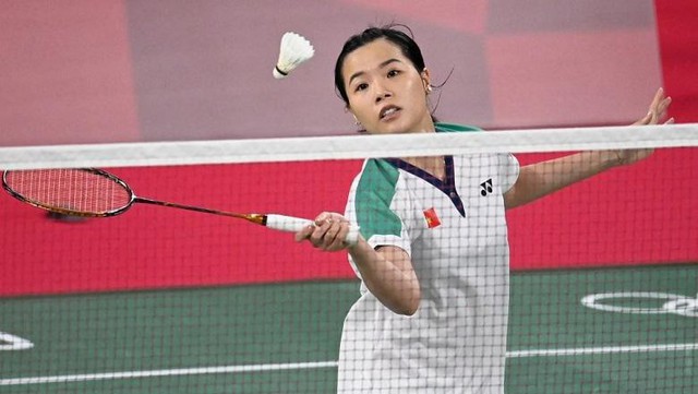 Tay vợt Thùy Linh thắng áp đảo đối thủ Pháp ngày ra quân tại Olympic - Ảnh 1.