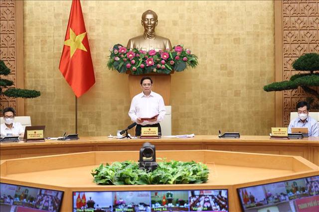 Thủ tướng: Nếu không có giải pháp và sự nỗ lực lớn hơn rất dễ mất kiểm soát, nhất là TP Hồ Chí Minh - Ảnh 1.