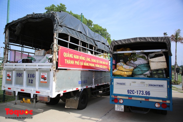 Những chuyến xe nghĩa tình chở hàng chục tấn nông sản từ Quảng Nam ra hỗ trợ Đà Nẵng - Ảnh 5.