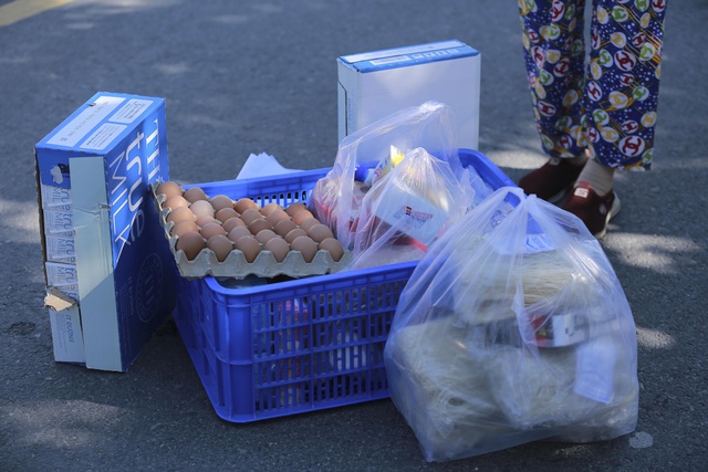 Đà Nẵng tổ chức bán hàng lưu động bình ổn giá cho người dân  - Ảnh 15.