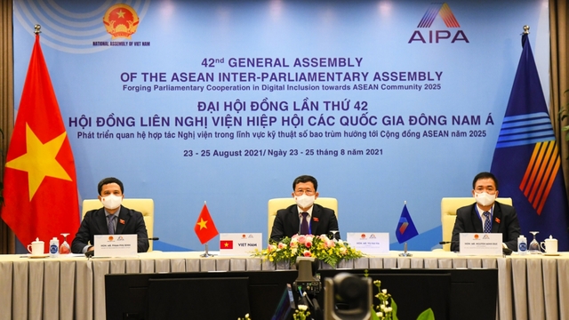 Đoàn Việt Nam đưa ra nhiều đề xuất tại cuộc họp Ủy ban Chính trị tại AIPA42 - Ảnh 1.