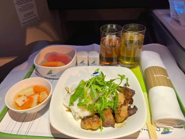 Ấn tượng Bamboo Airways trong lòng những hành khách sở hữu vạn dặm bay - Ảnh 1.