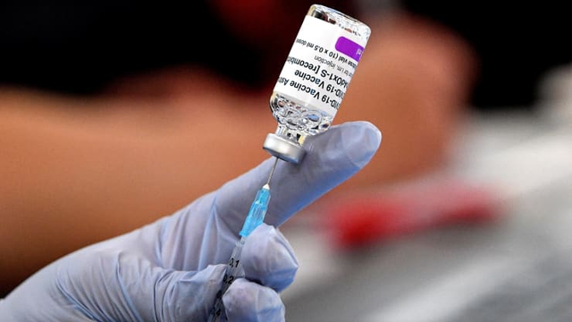 WHO kêu gọi các nước tạm dừng tiêm mũi vaccine thứ 3  - Ảnh 1.