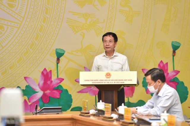 Bộ trưởng Nguyễn Mạnh Hùng: &quot;Sóng và máy tính cho em&quot; cũng là... xây dựng xã hội số - Ảnh 1.