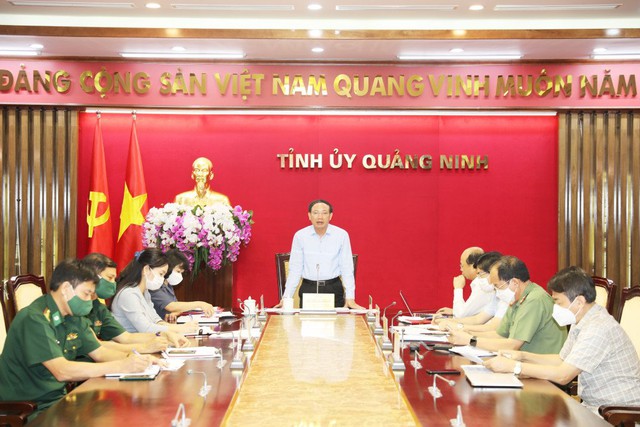 Quảng Ninh: Phấn đấu đến ngày 20/9 hoàn thành 100% tiêm vắc xin phòng Covid-19 mũi 1 cho người dân - Ảnh 1.