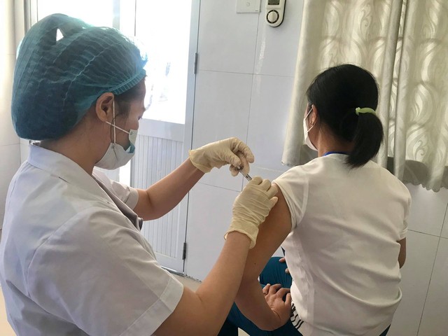 Triển khai nghiên cứu thử nghiệm lâm sàng vaccine ARCT-154 phòng COVID-19 giai đoạn 2 và 3a - Ảnh 1.