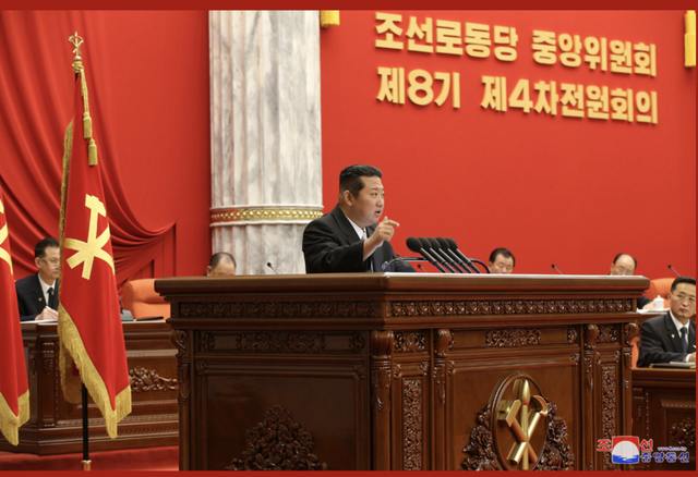 Dấu mốc 10 năm của nhà lãnh đạo Triều Tiên cùng loạt thông điệp mới   - Ảnh 1.