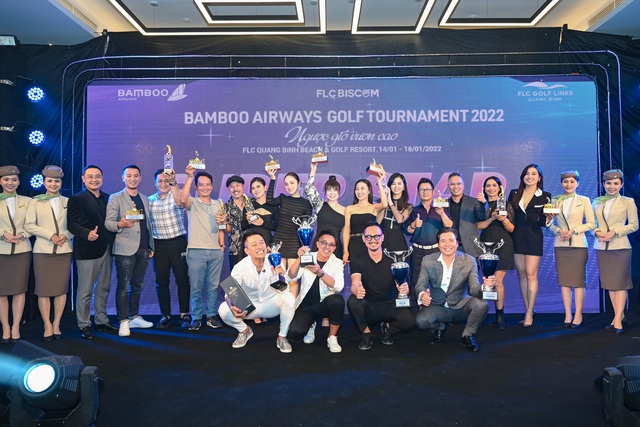 Bằng Kiều, Tuấn Hưng và dàn sao Việt khuấy động đêm gala Bamboo Airways Golf Tournament 2022 - Ảnh 3.