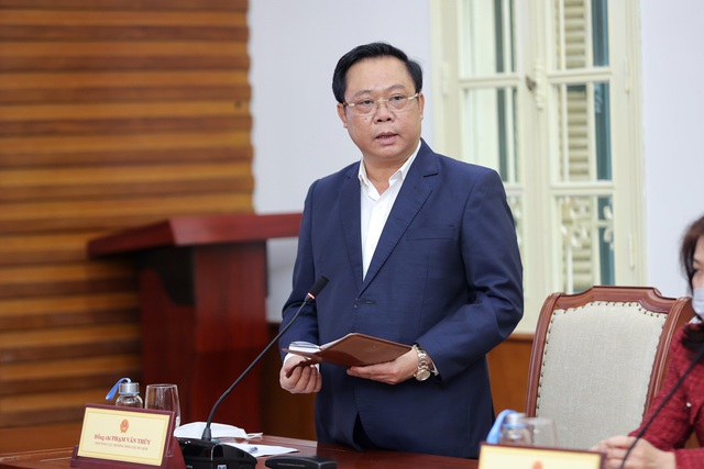 Bộ trưởng Nguyễn Văn Hùng: “Tiếp tục điều nghiên để đề xuất mở cửa đón khách du lịch quốc tế vào dịp 30/4” - Ảnh 4.