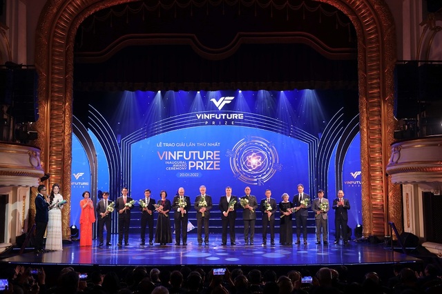VINFUTURE công bố chủ nhân các giải thưởng phungj sự nhân loại năm 2021 - Ảnh 3.