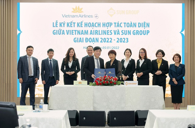 Tập đoàn Sun Group và Vietnam Airlines mở rộng hợp tác chiến lược giai đoạn 2022-2023 - Ảnh 2.