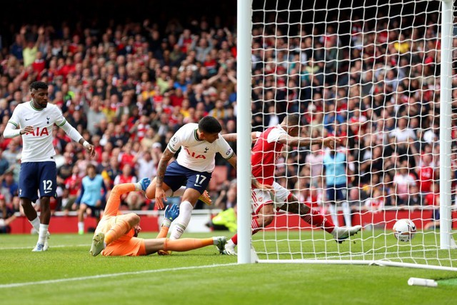 Đè bẹp Tottenham, Arsenal vững vàng trên ngôi đầu Ngoại hạng Anh - Ảnh 4.