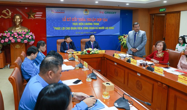 FE CREDIT ký kết thỏa thuận hợp tác cùng Tổng Liên đoàn Lao động Việt Nam triển khai gói vay ưu đãi 10.000 tỷ đồng dành cho công nhân - Ảnh 2.