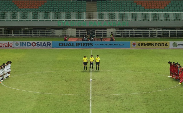 Báo Indonesia: “U17 Indonesia đã bị loại theo cách khó có thể cay đắng hơn” - Ảnh 1.