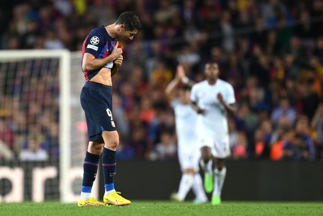 Hòa kịch tính 3-3 trước Inter Milan, Barca đứng trước nguy cơ bị loại - Ảnh 2.