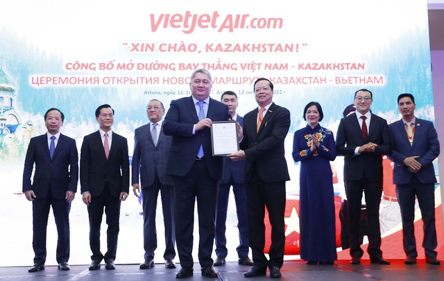 Cơ hội khám phá Việt Nam dành cho du khách Kazakhstan với đường bay thẳng của Vietjet  - Ảnh 2.
