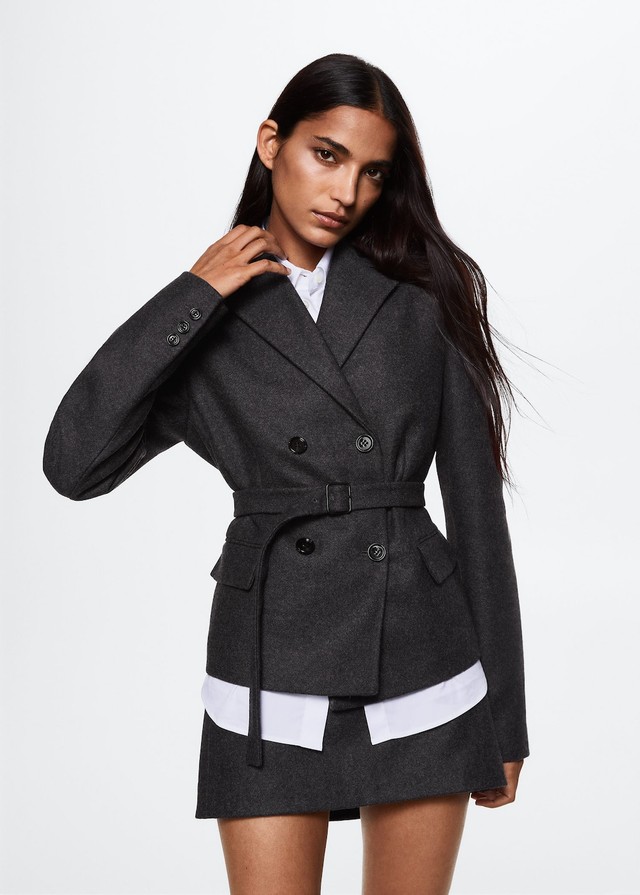 13 mẫu áo blazer mới nhất của Zara, H&M và Mango  - Ảnh 21.