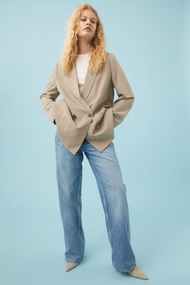 13 mẫu áo blazer mới nhất của Zara, H&M và Mango  - Ảnh 23.