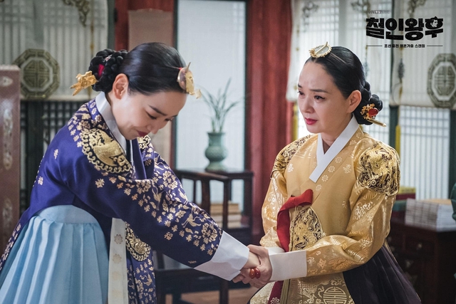 Mê mẩn váy áo ở loạt phim cổ trang Hàn nức tiếng: Bom tấn của Ha Ji Won bao năm vẫn đỉnh - Ảnh 9.