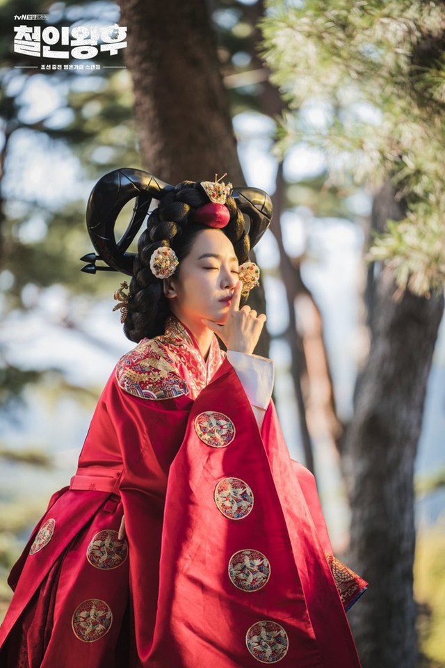 Mê mẩn váy áo ở loạt phim cổ trang Hàn nức tiếng: Bom tấn của Ha Ji Won bao năm vẫn đỉnh - Ảnh 5.