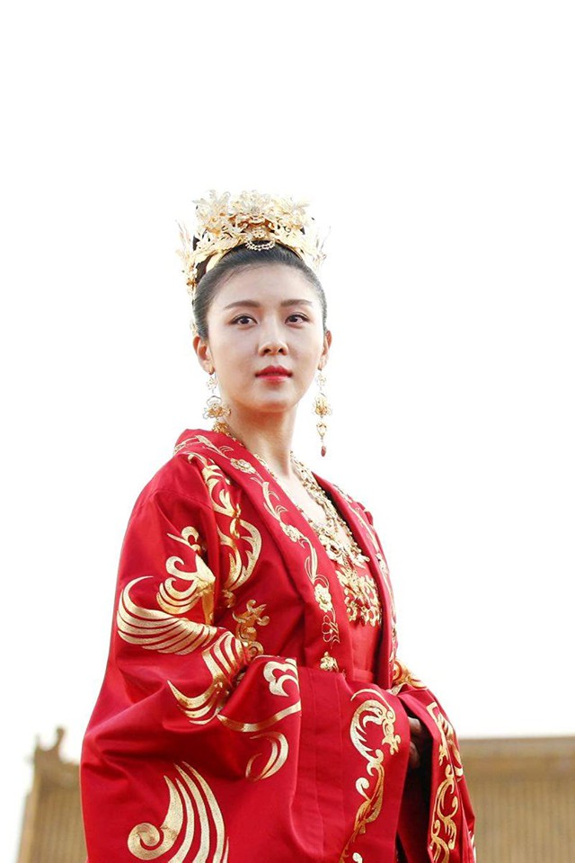 Mê mẩn váy áo ở loạt phim cổ trang Hàn nức tiếng: Bom tấn của Ha Ji Won bao năm vẫn đỉnh - Ảnh 15.