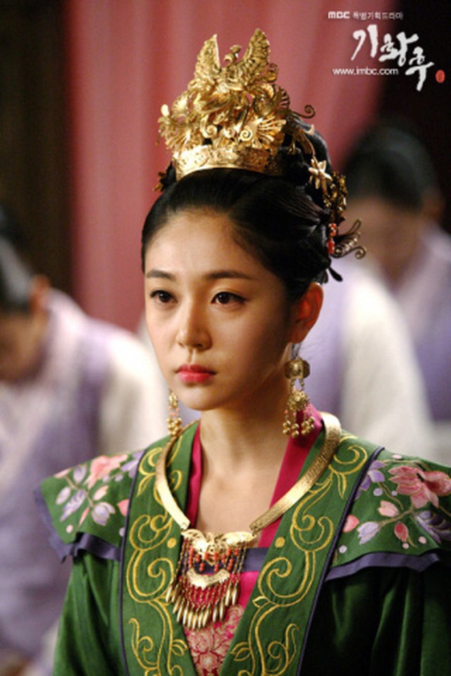 Mê mẩn váy áo ở loạt phim cổ trang Hàn nức tiếng: Bom tấn của Ha Ji Won bao năm vẫn đỉnh - Ảnh 20.