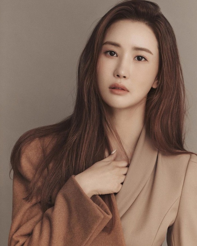 5 mỹ nhân màn ảnh Hàn từng tham gia cuộc thi sắc đẹp: Thành công nhất không phải Honey Lee - Ảnh 4.