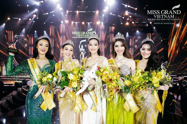 1 tháng của Miss Grand Vietnam 2022: Những đêm thi mãn nhãn và khoảnh khắc đăng quang gây bão  - Ảnh 18.