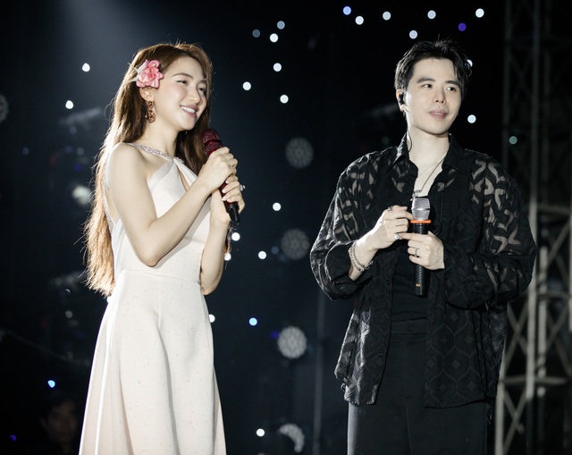 Trịnh Thăng Bình bật khóc vì show diễn ở Hà Nội gặp sự cố, Hoà Minzy từ chối khéo việc cover hit của Liz Kim Cương - Ảnh 7.