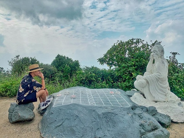 Khám phá bán đảo Sơn Trà - “lá phổi xanh” của Đà Nẵng với loạt điểm đến hoang sơ, đẹp mãn nhãn - Ảnh 11.