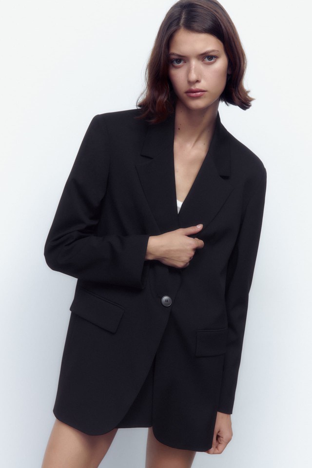 Những chiếc áo khoác chuẩn thanh lịch, sang chảnh mùa lạnh  - Ảnh 2.