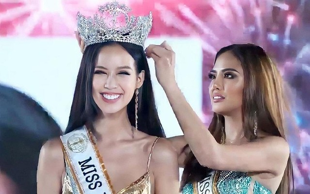 "Soi" học vấn của bộ 3 giám khảo nữ quyền lực Hoa hậu Việt Nam 2022: Người đạt IELTS 8.0, người học Thạc sĩ - Ảnh 1.