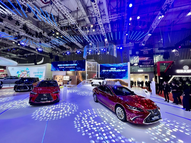 Lexus đem gian hàng hơn 20 tỷ đồng tới VMS 2022: Tâm điểm LF-Z và loạt xe cho ông chủ - Ảnh 1.