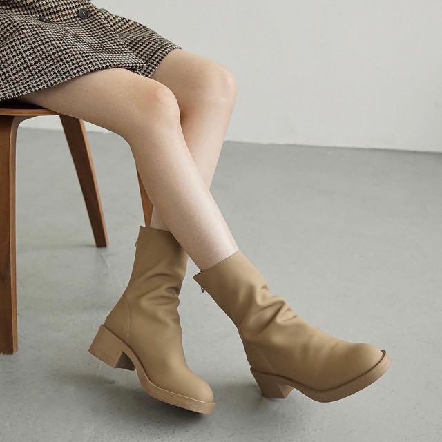 4 bí quyết chọn giày boots cho nàng chân to  - Ảnh 11.