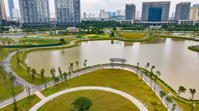 Hà Nội: Cận cảnh công viên rộng nhất quận Nam Từ Liêm  - Ảnh 3.