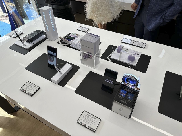 S.Studio by FPT chính thức ra mắt: Cửa hàng trải nghiệm sản phẩm Samsung đúng chuẩn &quot;xịn xò&quot;! - Ảnh 11.