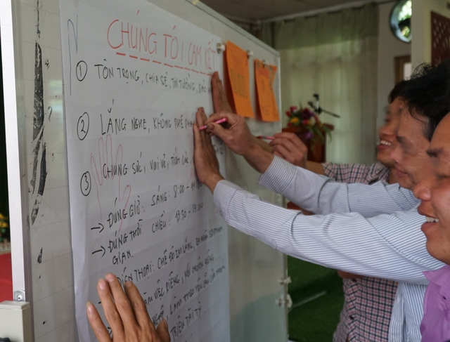 Một số người tham gia vào câu lạc bộ để hiểu biết về pháp luật