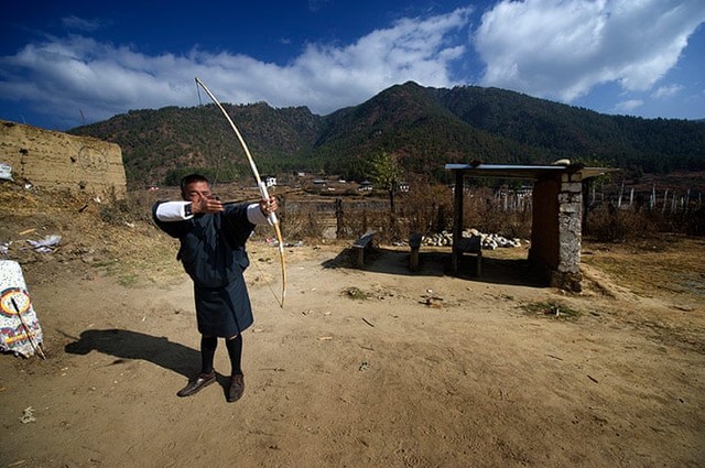 Bhutan có thực sự là “vương quốc hạnh phúc nhất thế giới”? Những hình ảnh thường nhật này có thể là câu trả lời  - Ảnh 14.